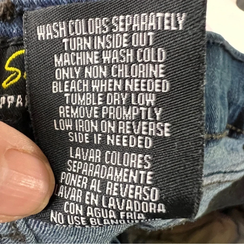URBAN STAR JEANS. Quality weight denim in dark wash. Excellent Used Condition